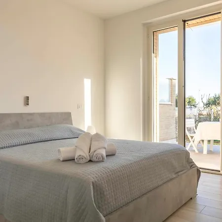 Maestrale - Vista Mare Apartment *